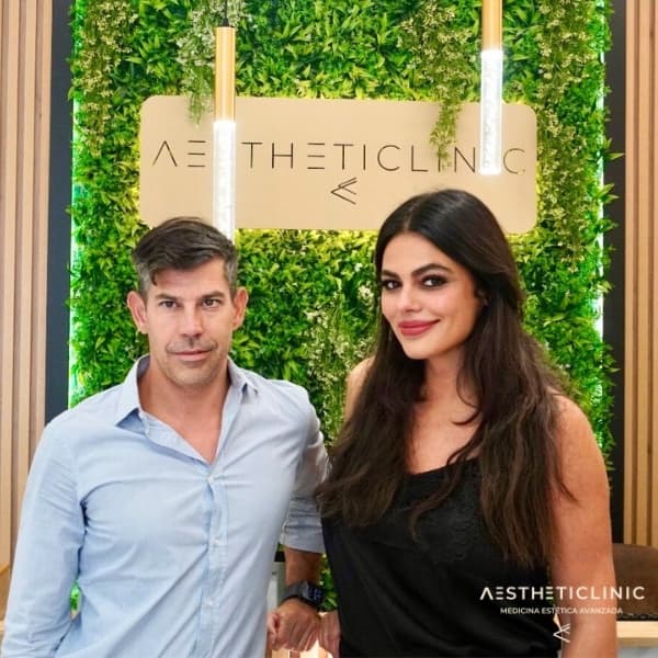 Marisa Jara en la Clinica de medicina Estetica Aestheticlinic Sevilla para el tratamiento de Botox