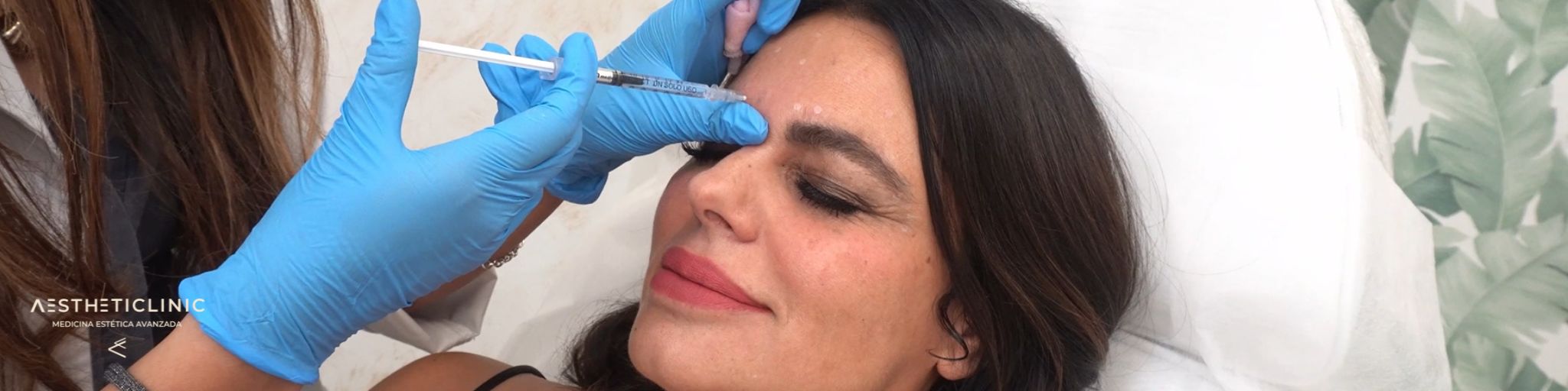 Raquel Bollo tratamiento Botox frente arrugas aestheticlinic