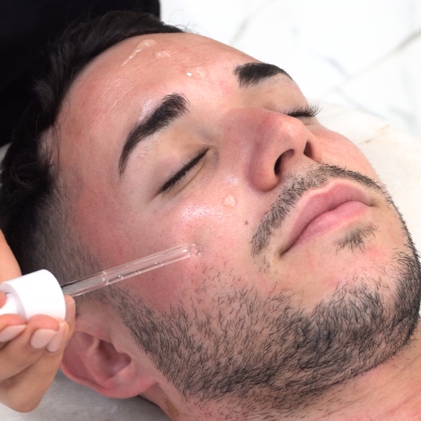 limpieza faciales en Sevilla. Clinica Medicina Estética AesthetiClinic limpieza faciales en Sevilla. Clinica Medicina Estética AesthetiClinic